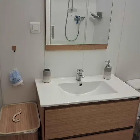 Charming Bright In * ニース