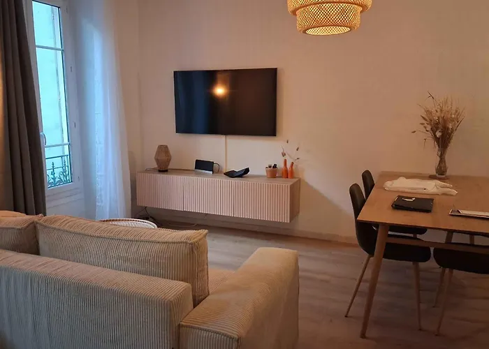 アパート Charming Bright In *