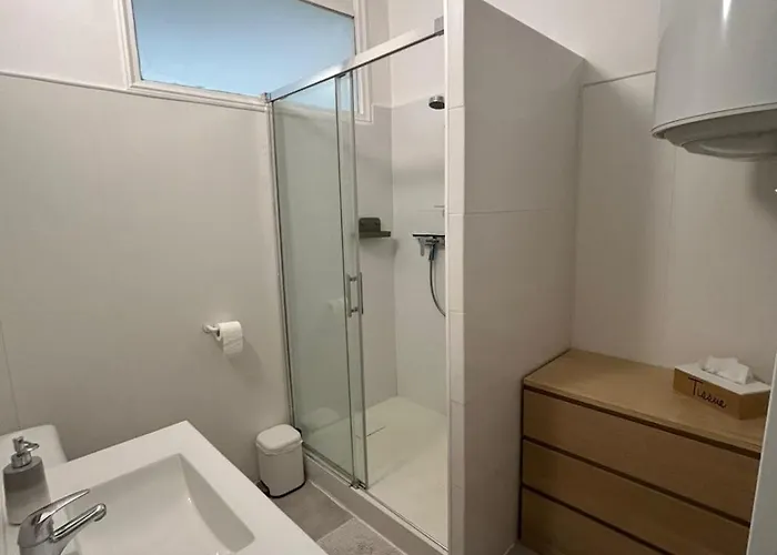 Charming Bright In Ницца